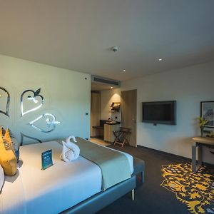 Studio Suite Balcony